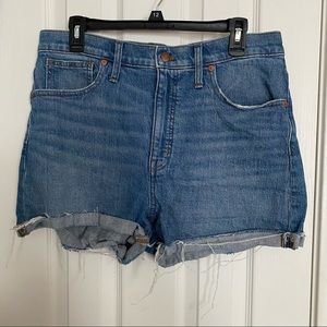 Madewell high-rise distressed denim shorts - 31